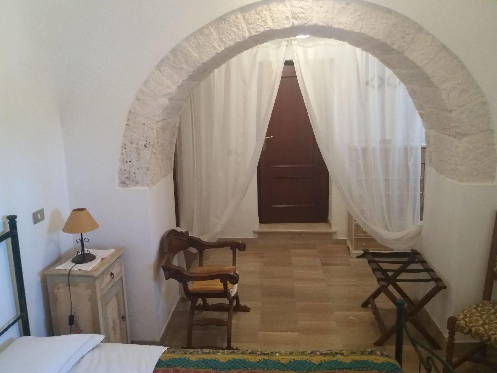 Villa Trullicolarossa à Alberobello Extérieur photo